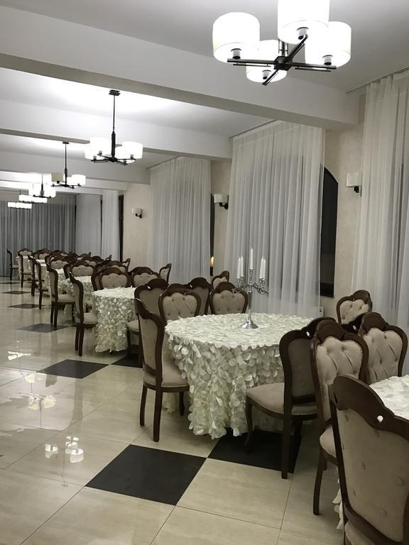 Pensiunea Luminita Târgu Jiu Εξωτερικό φωτογραφία